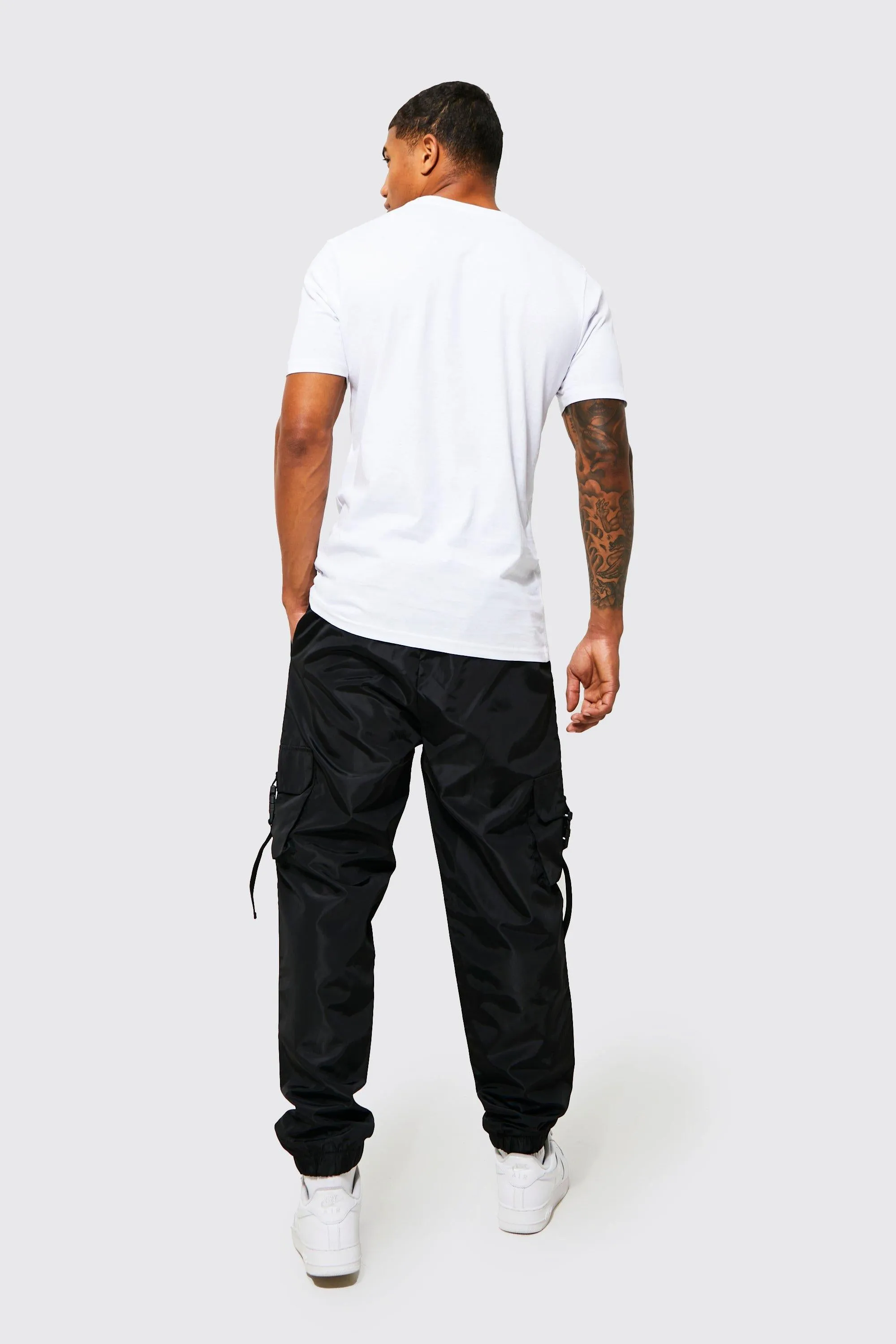 Boohoo Men's Elastic Waist Joggers Black