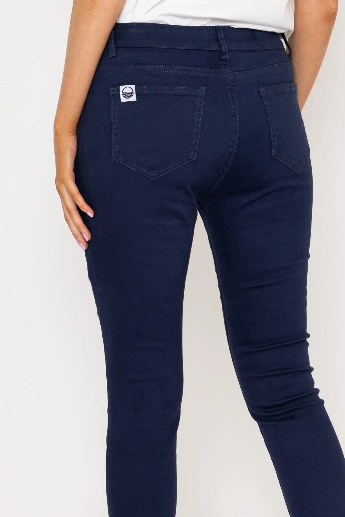 Crop Stretch Jeans in Navy