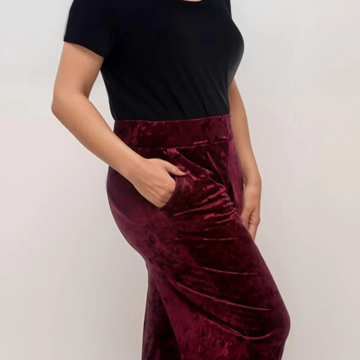 CRUSHED VELVET TROUSERS ELASTIC WAIST AND POCKETS