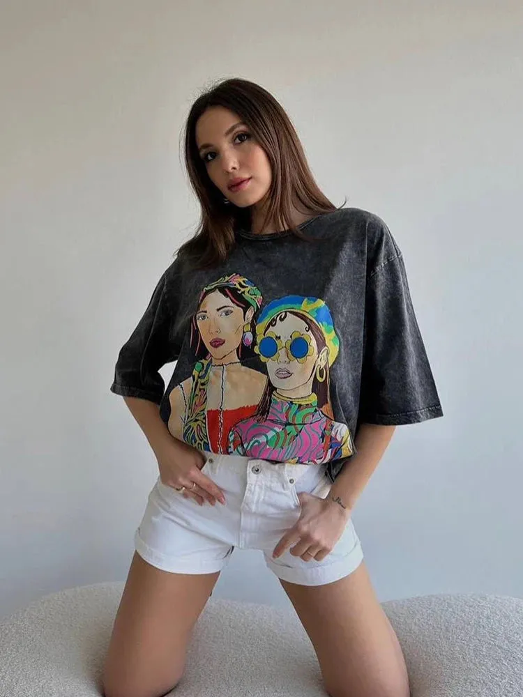 Cute ladies graphic washed oversized tees and oversized long sleeves shirts