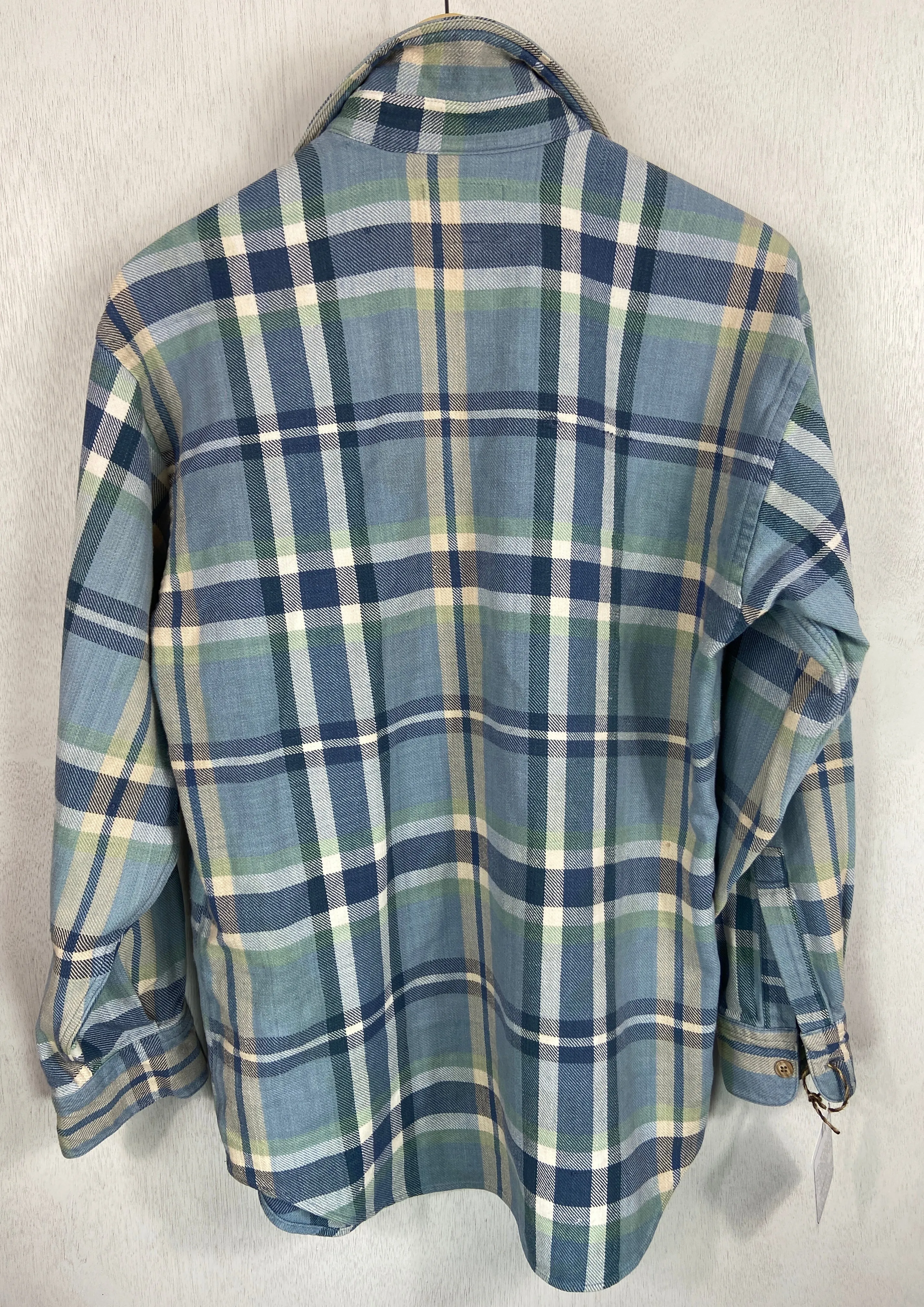 Vintage Navy, Light Blue and White Flannel Size Large