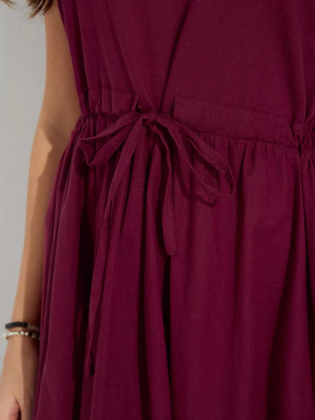 Wholesale Burgundy V-Neck Sleeveless Casual Dresses