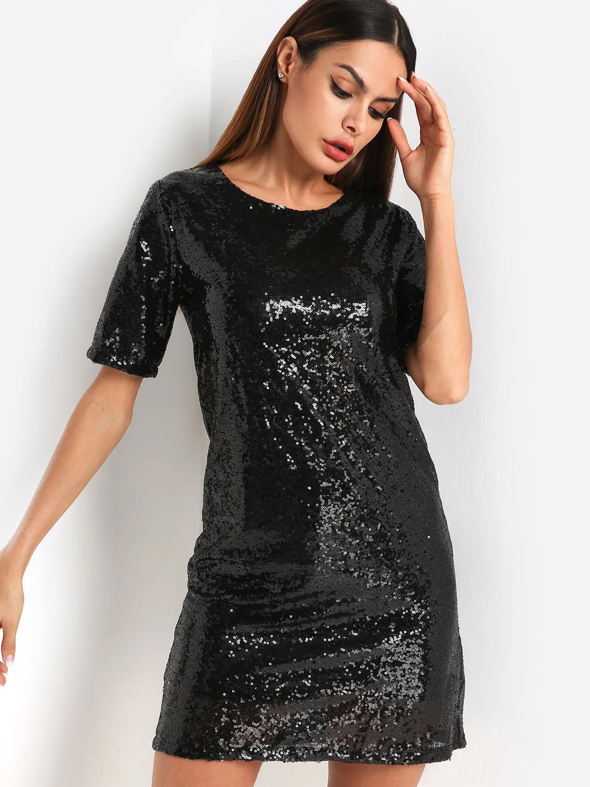 Wholesale Round Neck Short Sleeve Sequins Embellished Casual Dress